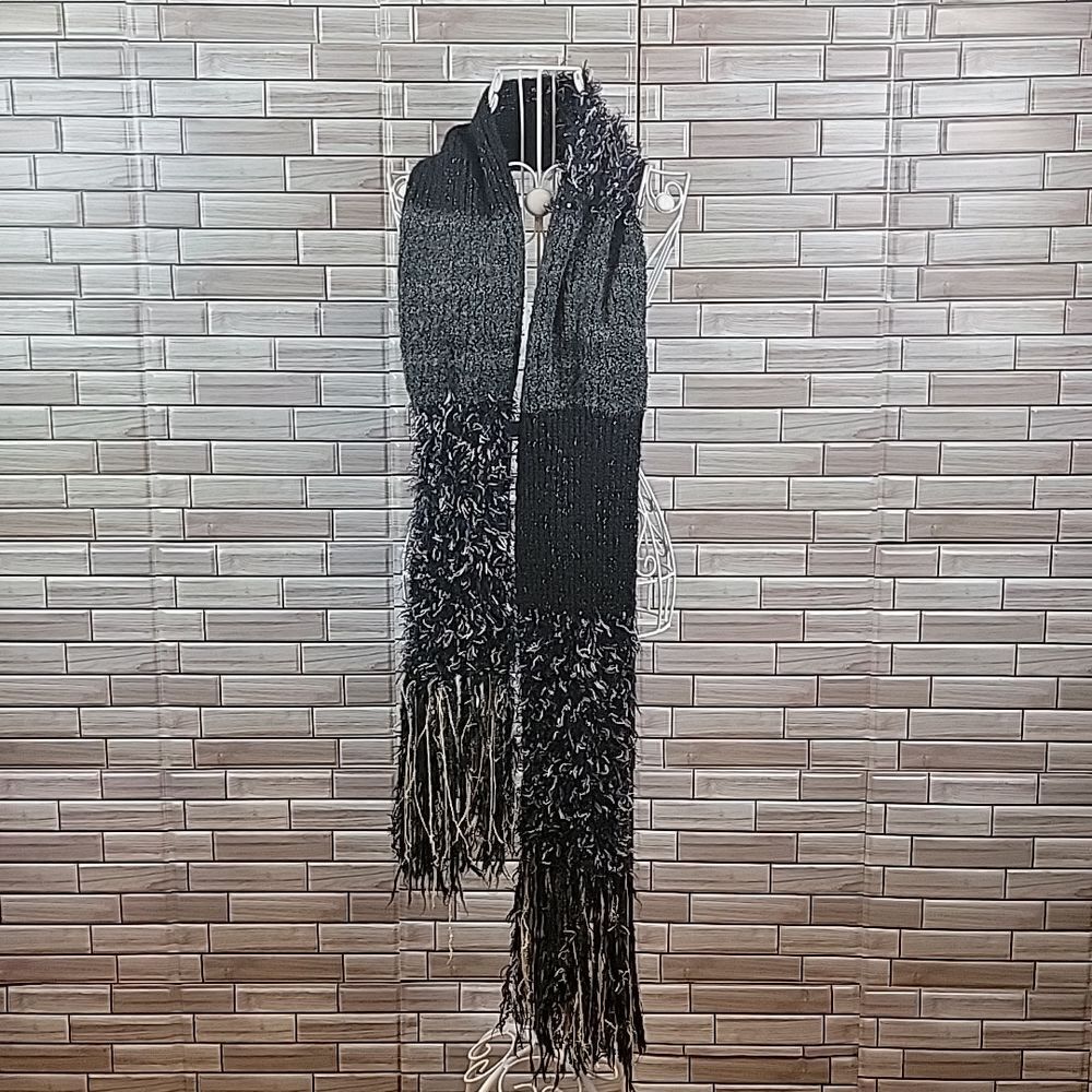 Unbranded winter scarf